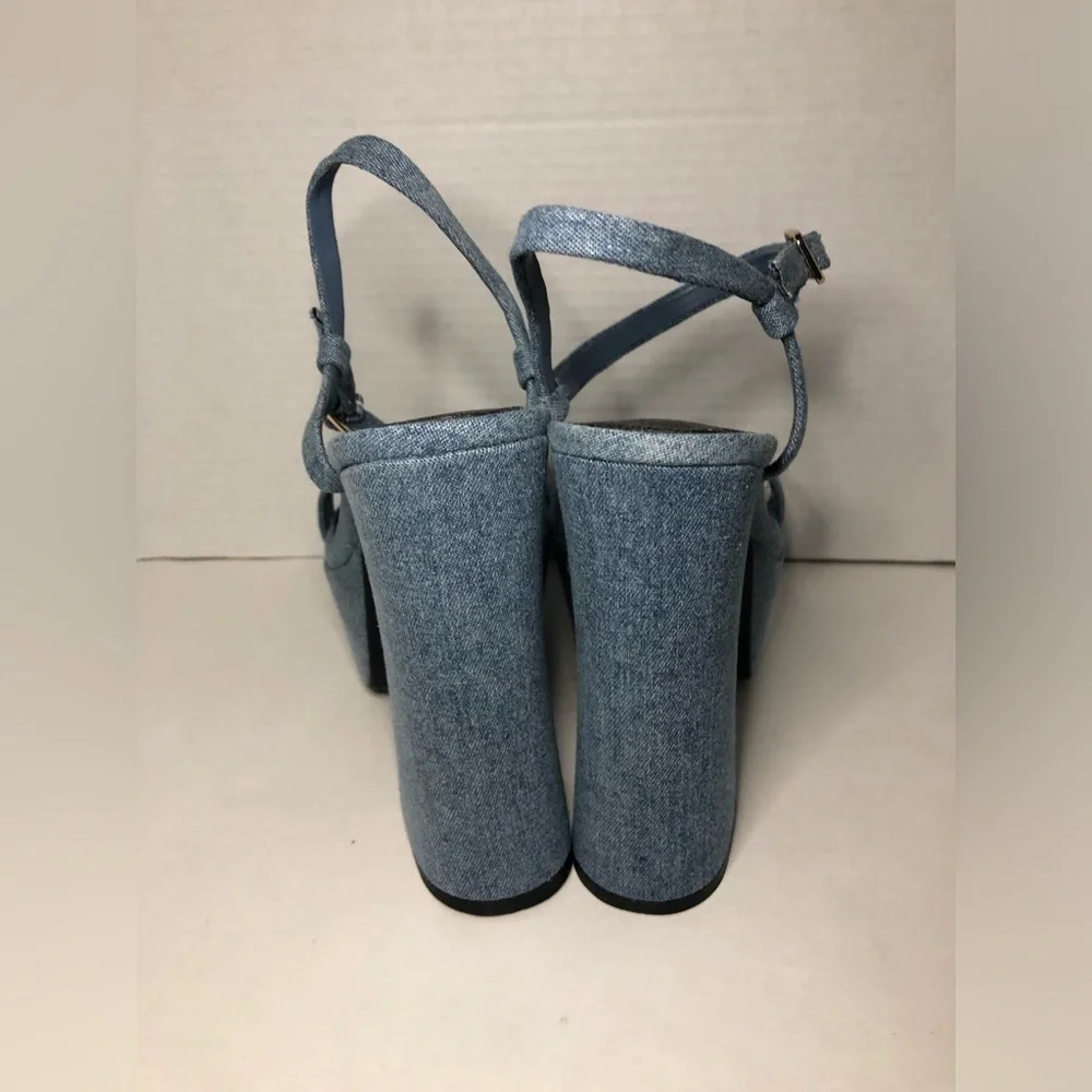 Gianni Bini chic denim